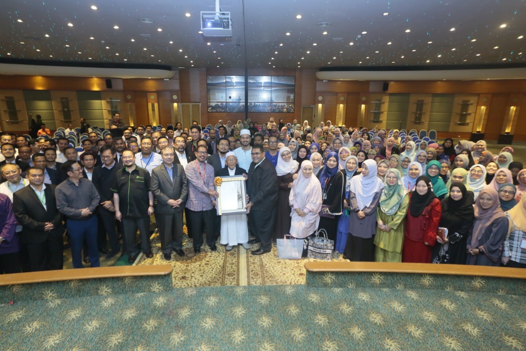 d9f76912-3dc1-4629-9915-a29cf576a2d0